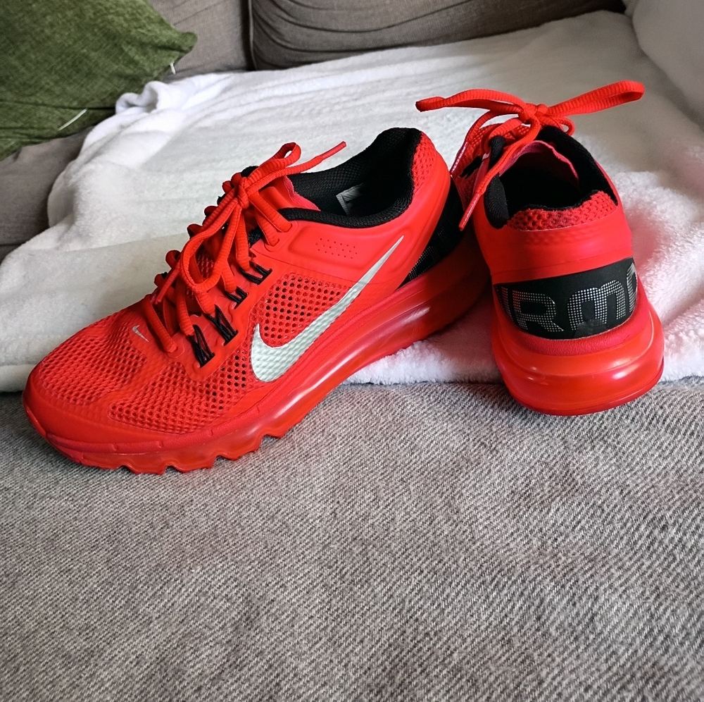 Nike Air Max Youth Size 6Y Running Sneakers Lightweight Athletic
